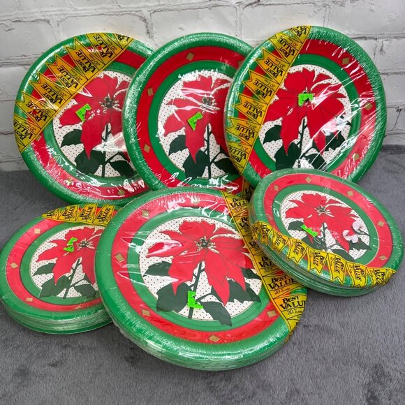 Vintage Christmas Plates Napkin Party Lot 230 pc Poinsettia Coated Red Green NIP - Picture 10 of 11